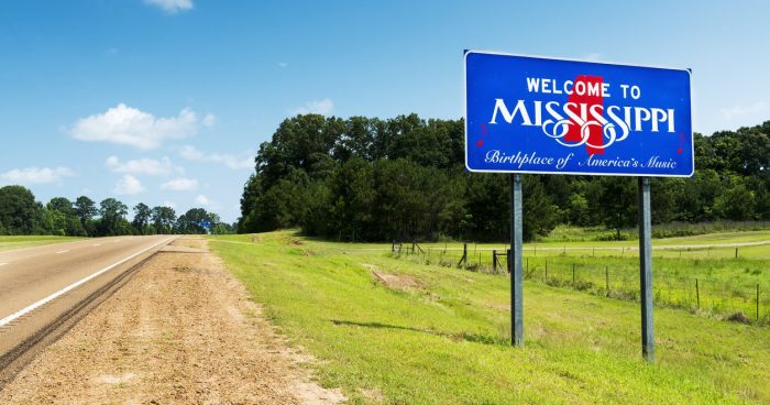 Mississippi sports betting handle continues to decline in July